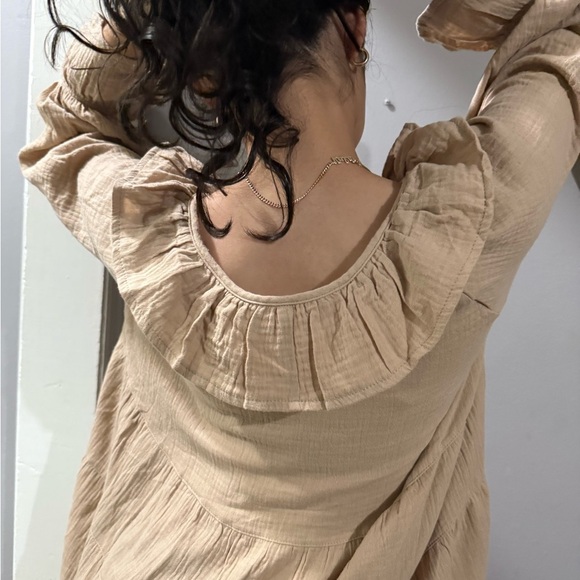 Elegant Tan Mini Dress - Picture 4 of 7